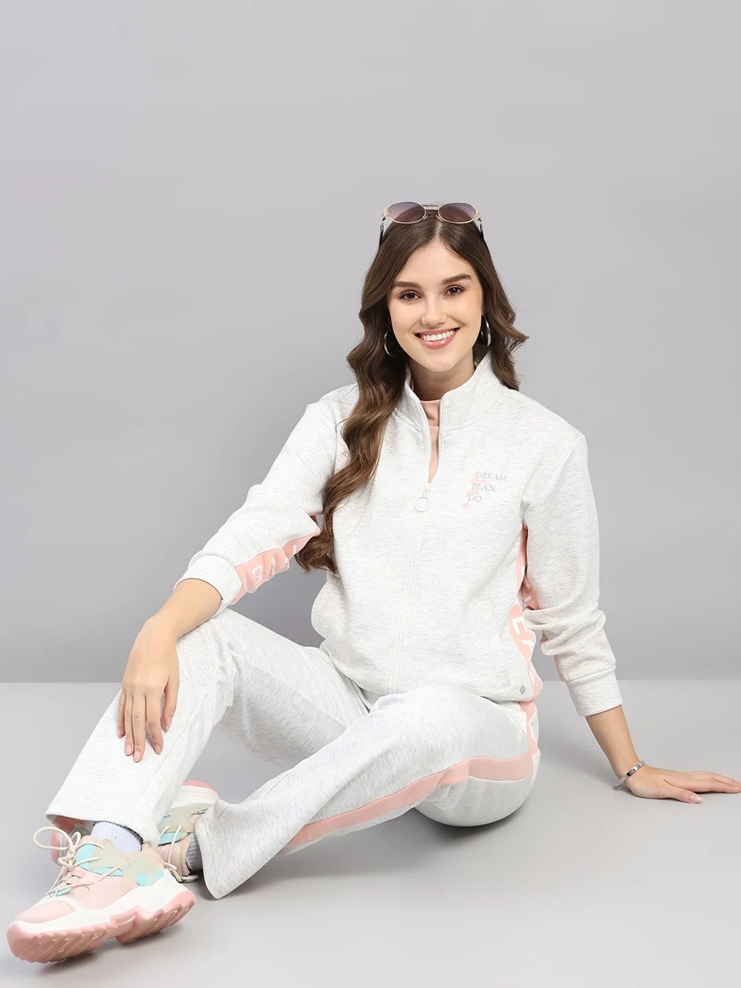 SoftGlow Active Co-Ord Set - Image 3